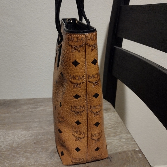 ***SOLD***Authentic MCM Crossbody Tote - Picture 5 of 12